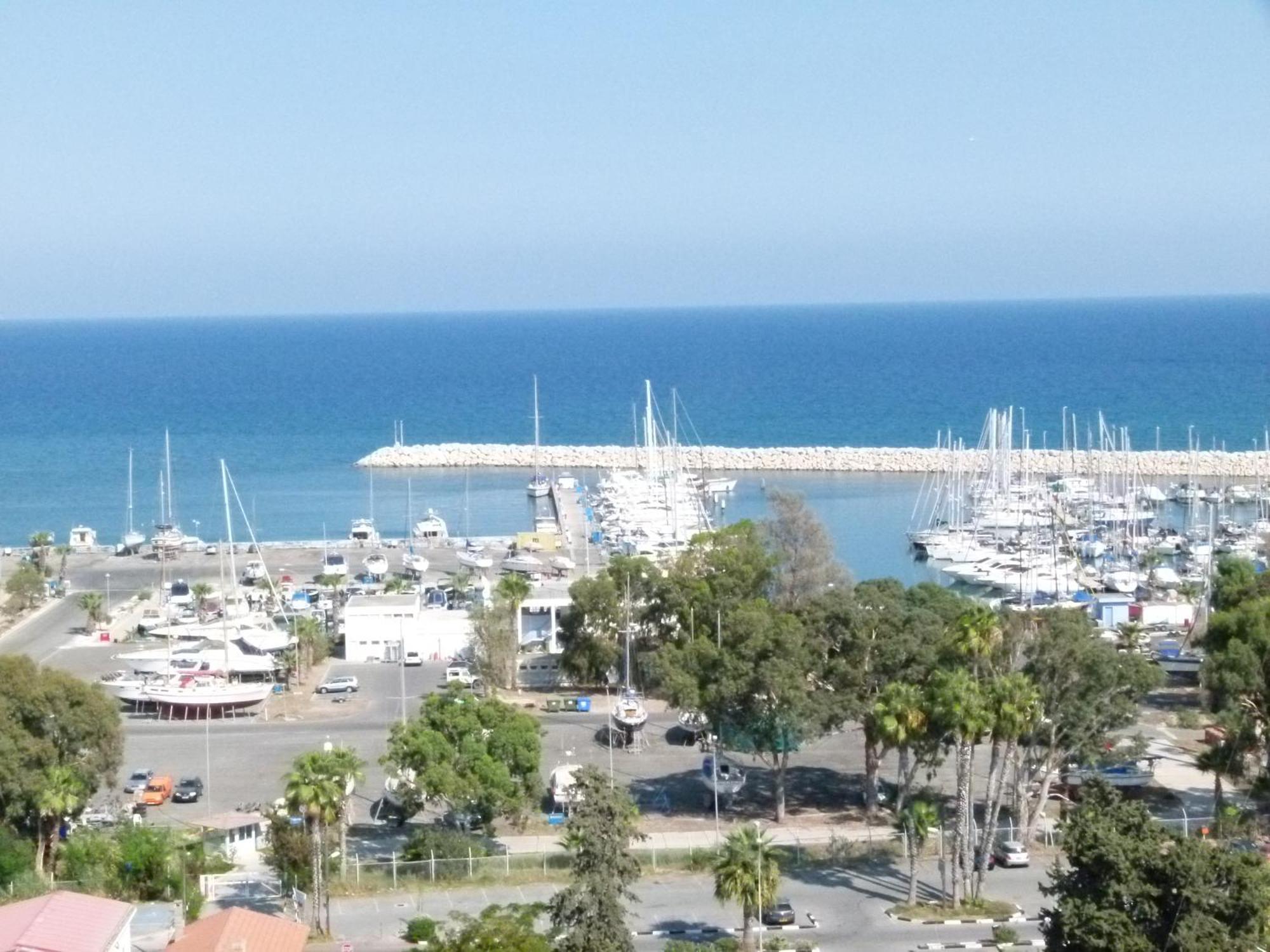 Aphrodite Heights Larnaca Buitenkant foto