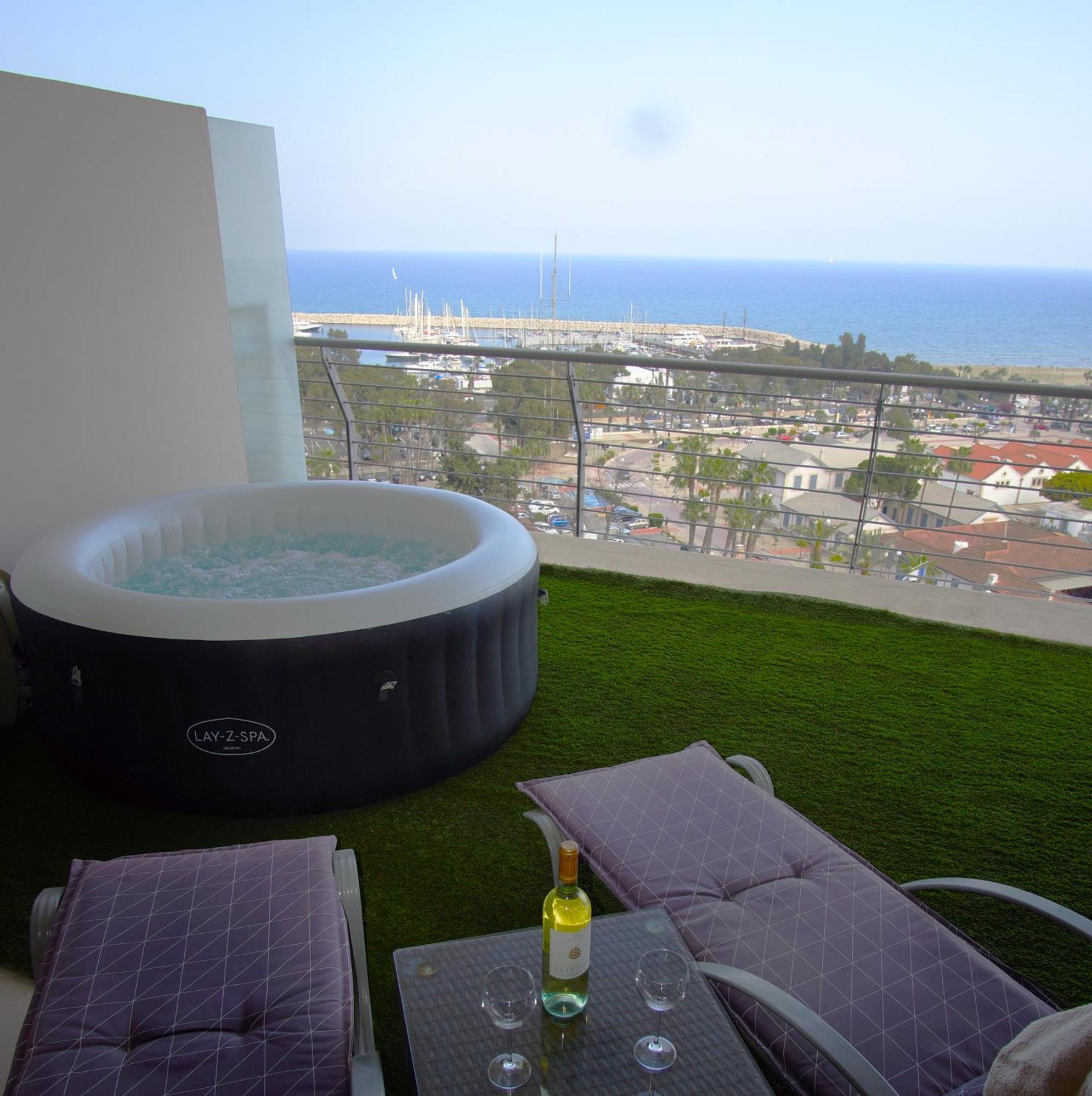 Aphrodite Heights Larnaca Buitenkant foto